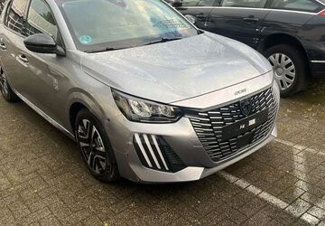 Peugeot 208 23.700 km 12.500 &euro; Gelsenkirchen 45892
