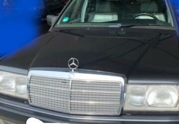Mercedes-Benz 190 198.000 km 6.500 &euro; Duisburg 47051