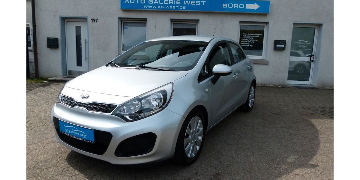 Kia Rio 99.606 km 6.990 &euro; Bochum 44809