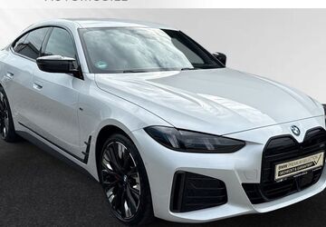 BMW i4 23.268 km 62.600 &euro; Wesel 46485