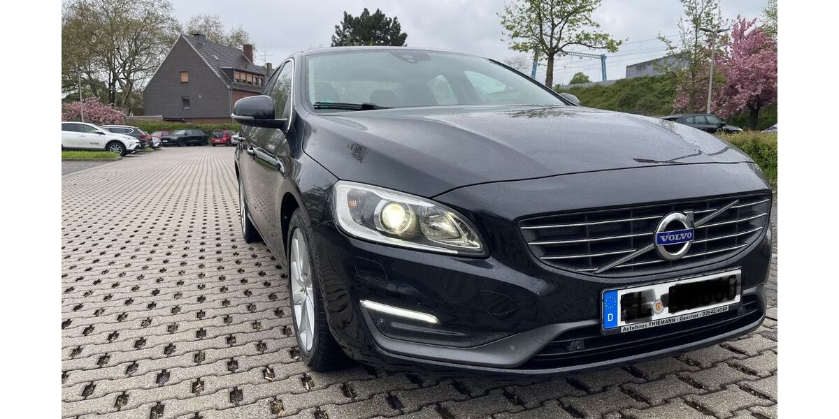 Volvo S60 275.000 km 6.499 &euro; Oberhausen 46117