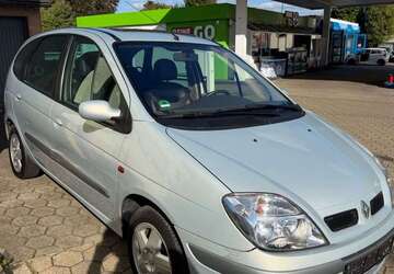 Renault Scenic 100.000 km 3.000 &euro; Essen 45147