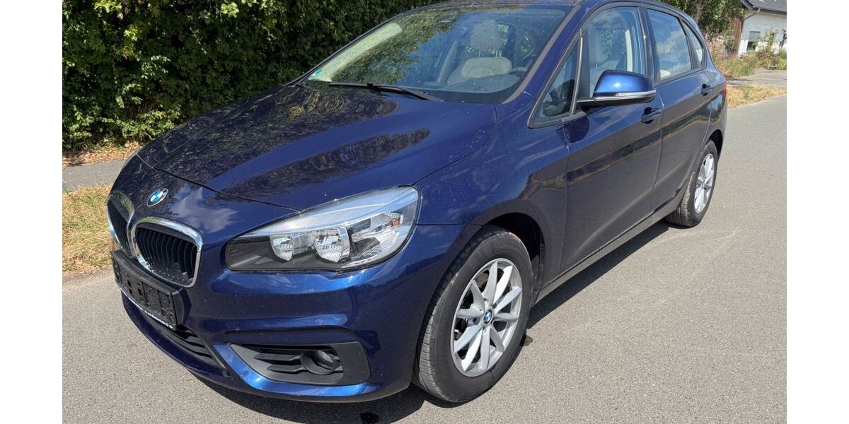 BMW 218 Active Tourer 54.277 km 11.900 &euro; Wesel 46485