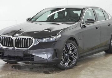 BMW 530 4.594 km 53.740 &euro; Bochum 44809