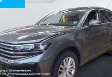 VW Touareg 24.773 km 54.690 &euro; Essen 45307