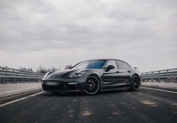 Porsche Panamera 108.250 km 62.499 &euro; Bochum 44807