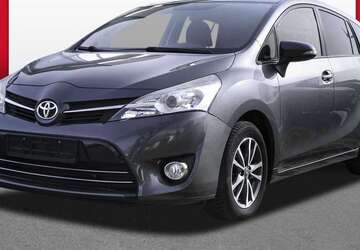 Toyota Verso 95.904 km 11.989 &euro; Bochum 44807