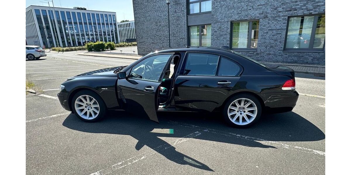 BMW 745 159.000 km 12.900 &euro; Bochum 44799