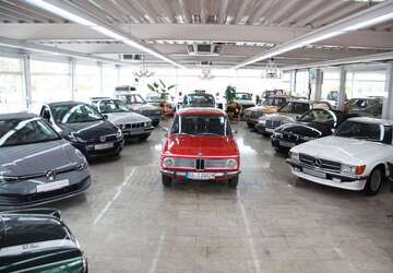 BMW 2002 89.000 km 24.900 &euro; Essen 45356