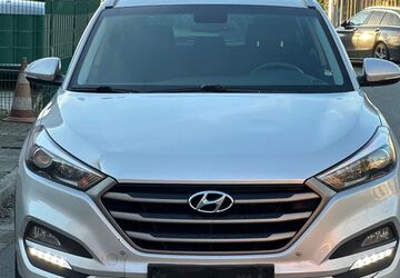 Hyundai TUCSON 245.597 km 8.499 &euro; Essen 45276