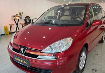 Peugeot 807 300.000 km 2.490 &euro; Recklinghausen 45661