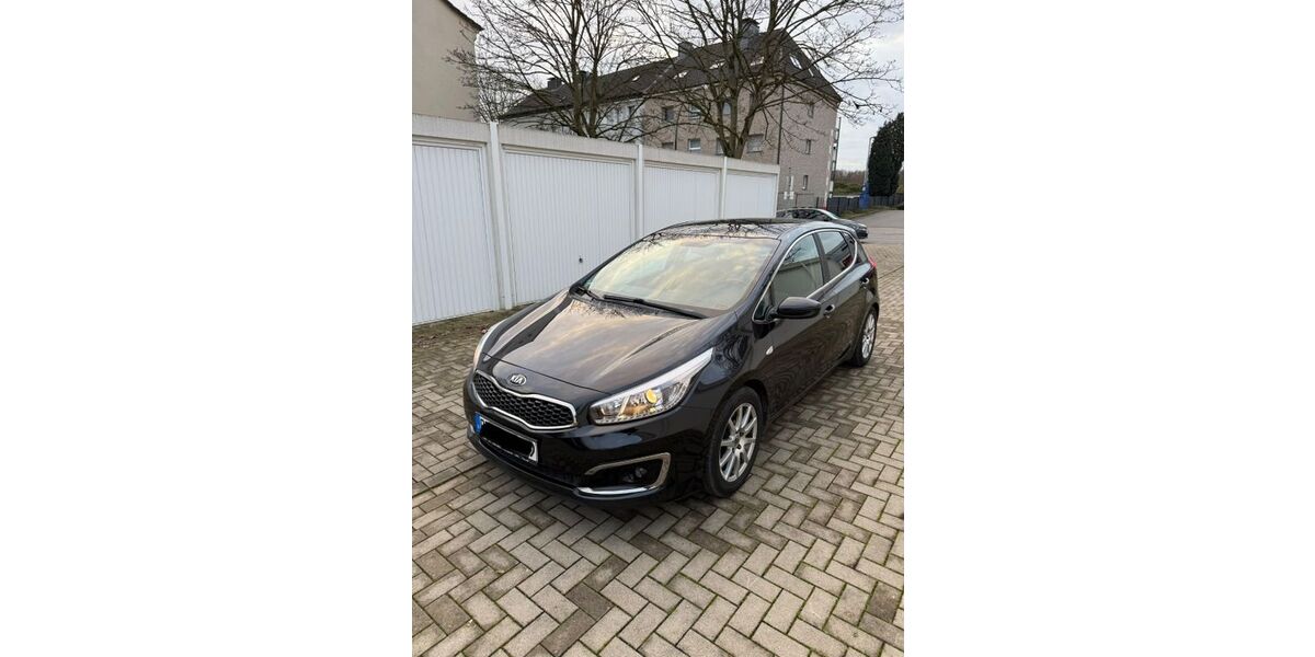 Kia ceed / Ceed 92.493 km 9.800 &euro; Gladbeck 45968