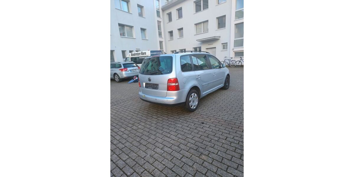 VW Touran 312.000 km 1.300 &euro; Moers 47443