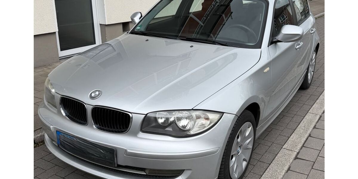 BMW 118 98.000 km 7.700 &euro; Wesel 46483