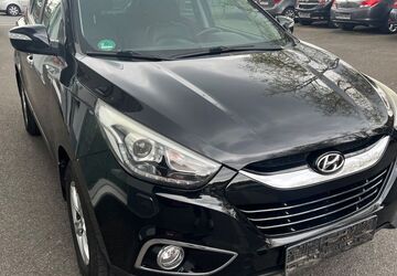 Hyundai ix35 99.000 km 8.999 &euro; Recklinghausen 45663