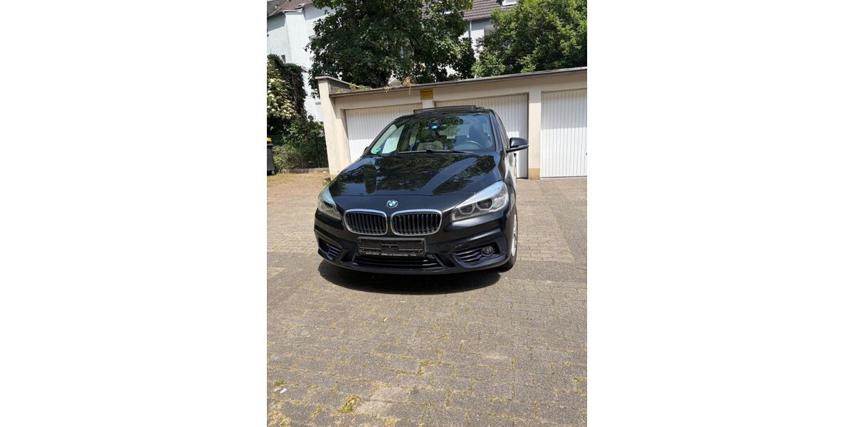 BMW 218 Active Tourer 85.000 km 16.500 &euro; Essen, Nordrhein-Westfalen, Deutschland 45141