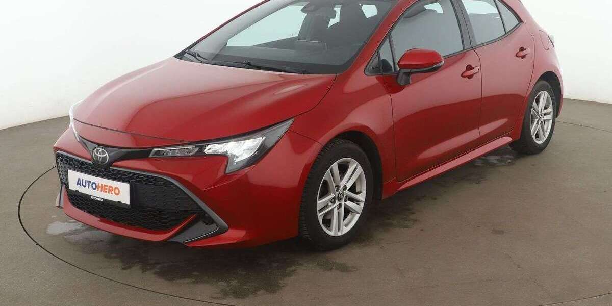 Toyota Corolla 59.842 km 14.960 &euro; Essen 45141