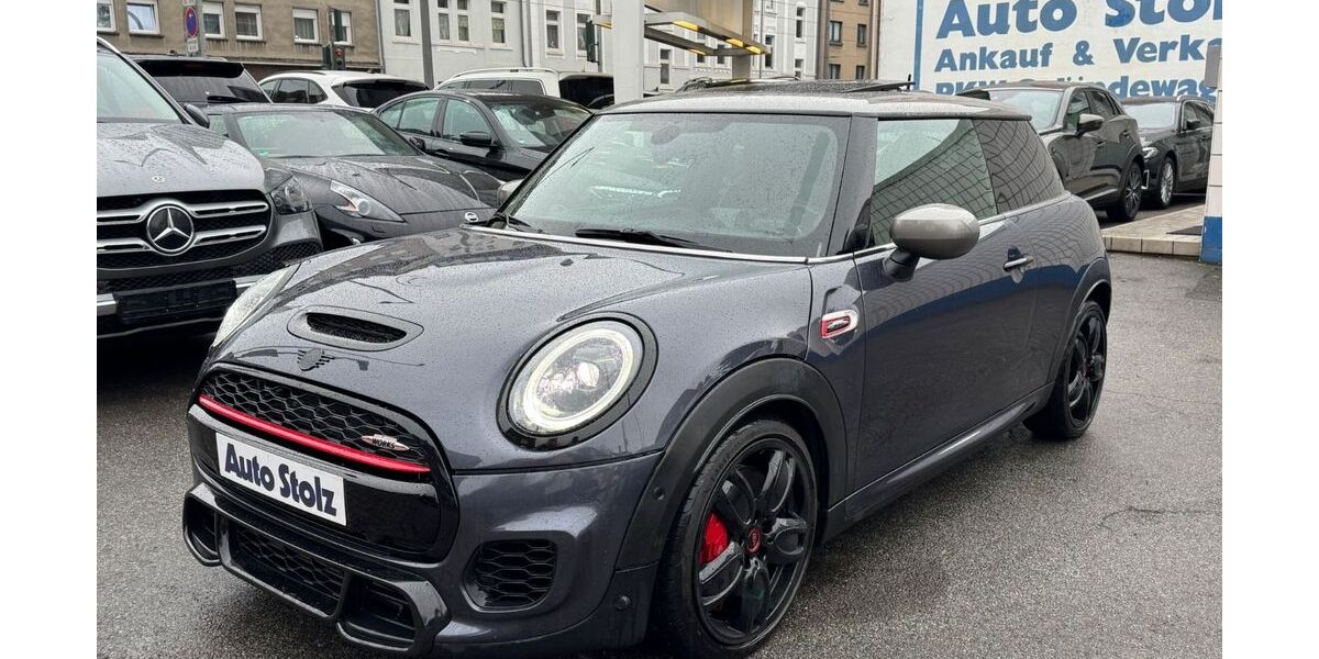 Mini John Cooper Works 3.076 km 29.850 &euro; Oberhausen 46045
