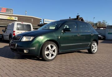 Skoda Fabia 94.250 km 4.750 &euro; Dinslaken 46537