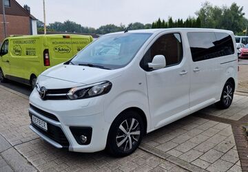 Toyota Proace (Verso) 138.575 km 27.990 &euro; Herten 45701