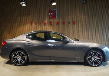 Maserati Ghibli 49.200 km 46.941 &euro; Duisburg 47228