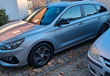 Hyundai i30 111.500 km 15.500 &euro; Herne 44651