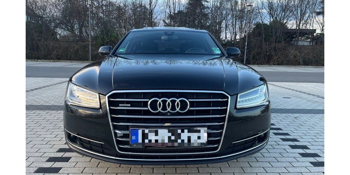 Audi A8 269.000 km 17.500 &euro; Moers 47441
