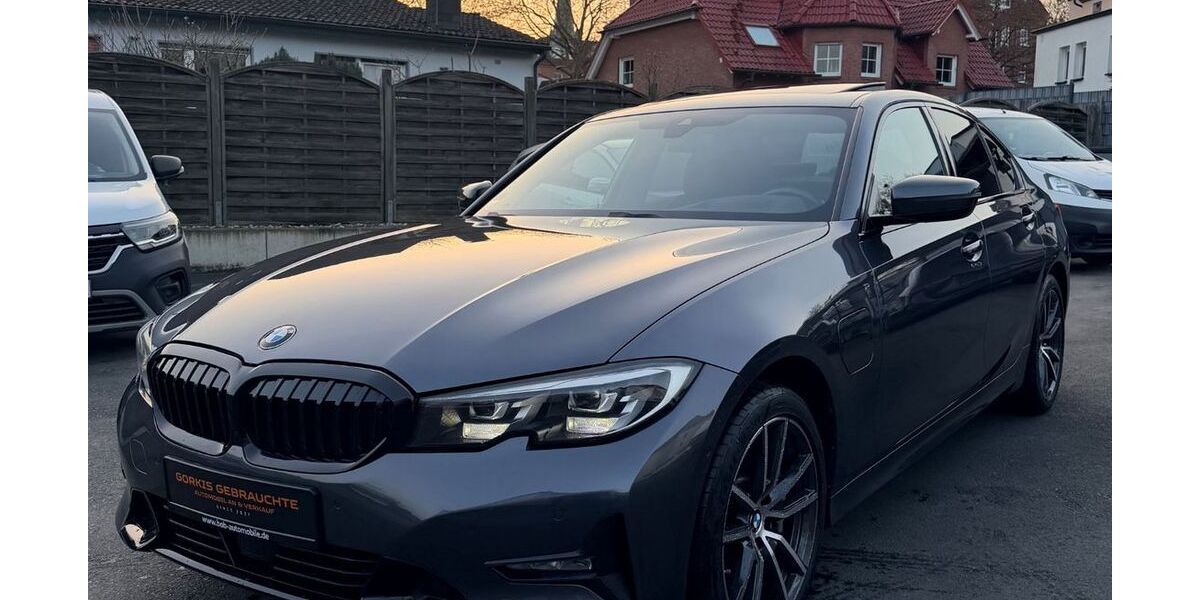 BMW 330 181.500 km 20.900 &euro; Bochum 44803