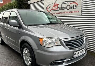 Chrysler Grand Voyager 184.500 km 10.999 &euro; Marl 45770