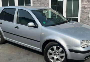 VW Golf 128.000 km 3.990 &euro; Oberhausen 46145