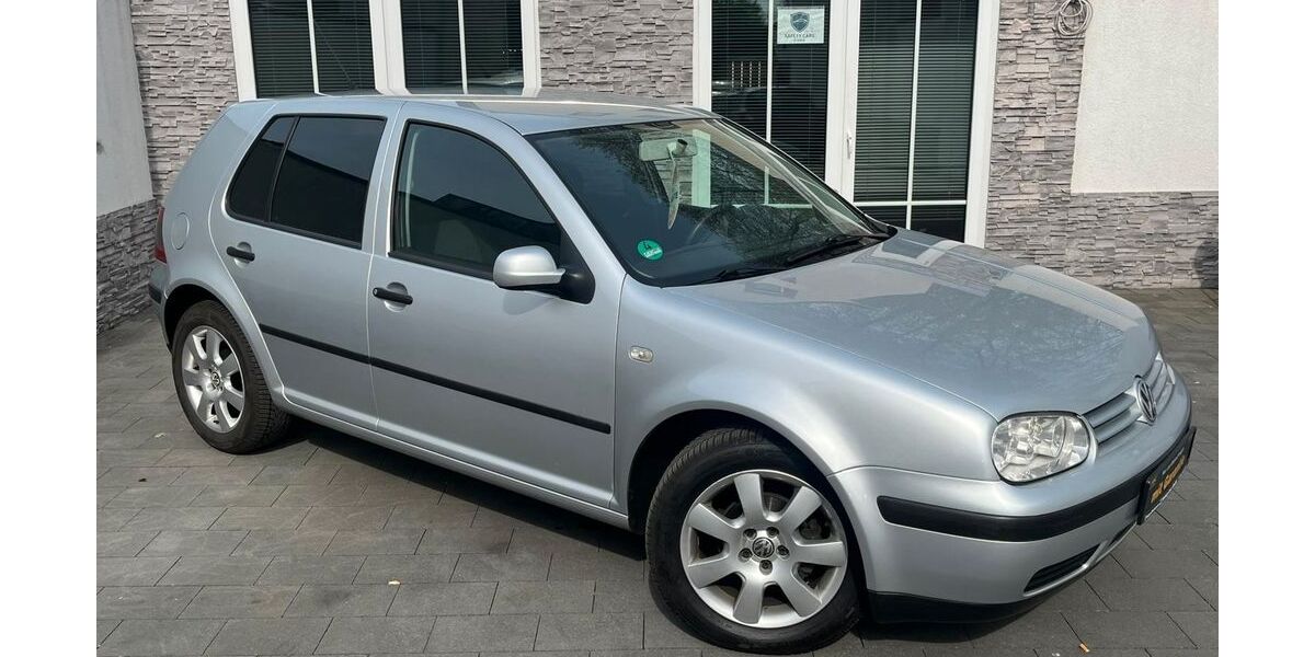 VW Golf 128.000 km 3.990 &euro; Oberhausen 46145