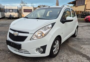 Chevrolet Spark 101.800 km 2.999 &euro; Witten 58455