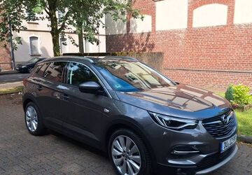Opel Grandland (X) 125.000 km 15.700 &euro; Duisburg 47167