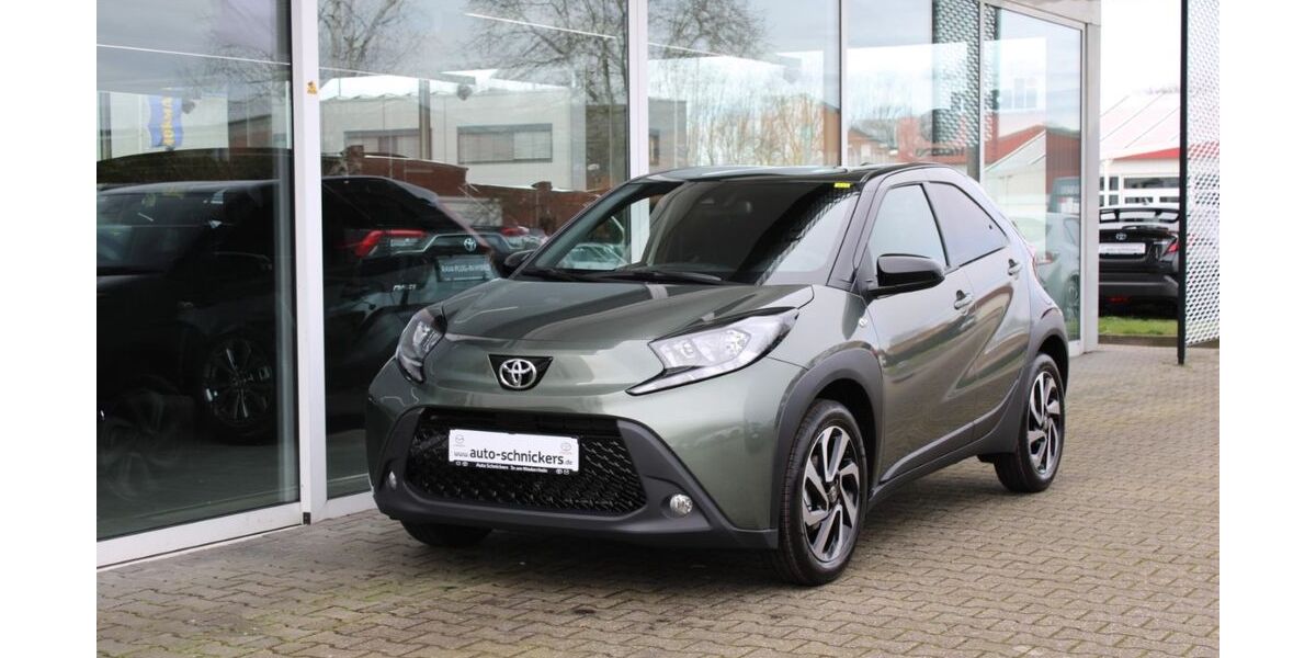 Toyota Aygo (X) 21.151 km 17.742 &euro; Moers 47441