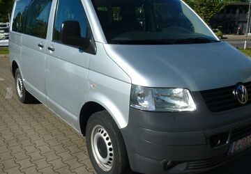 VW T5 Transporter 235.000 km 7.500 &euro; Essen 45144