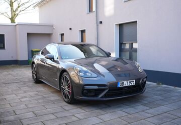 Porsche Panamera 60.000 km 83.900 &euro; Oberhausen 46119