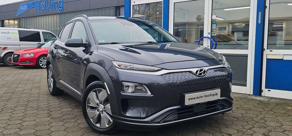 Hyundai KONA 31.025 km 17.489 &euro; Raesfeld-Erle 46348