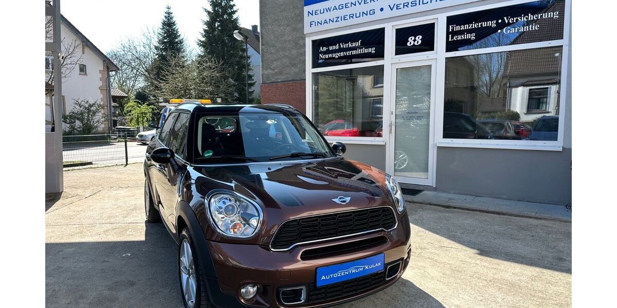 Mini Cooper SD Countryman 165.000 km 9.690 &euro; Recklinghausen 45663