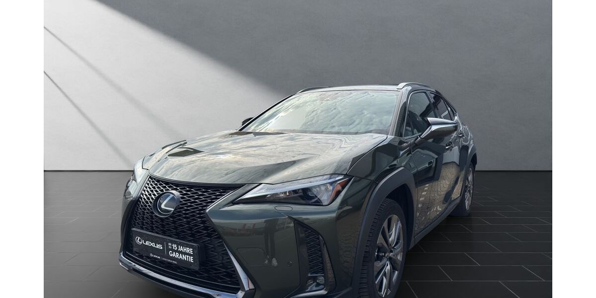 Lexus UX 20.407 km 34.990 &euro; Wesel 46485