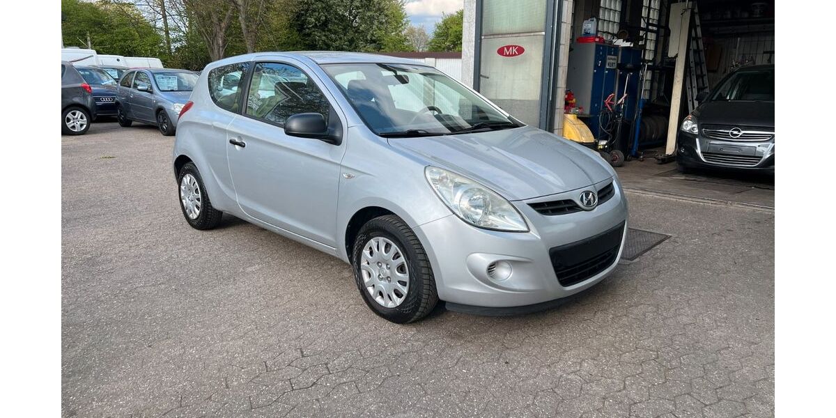 Hyundai i20 184.000 km 3.480 &euro; Essen 45141
