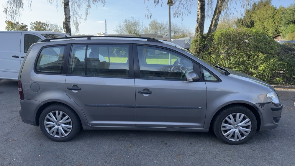 VW Touran 176.299 km 3.600 &euro; Rheinberg 47495