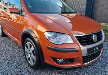 VW Touran 283.000 km 3.390 &euro; Oberhausen 46145