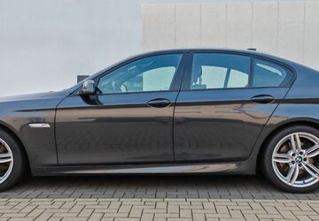 BMW 520 123.000 km 13.100 &euro; Bochum 44787
