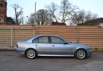 BMW 520 92.000 km 10.980 &euro; Duisburg 47166