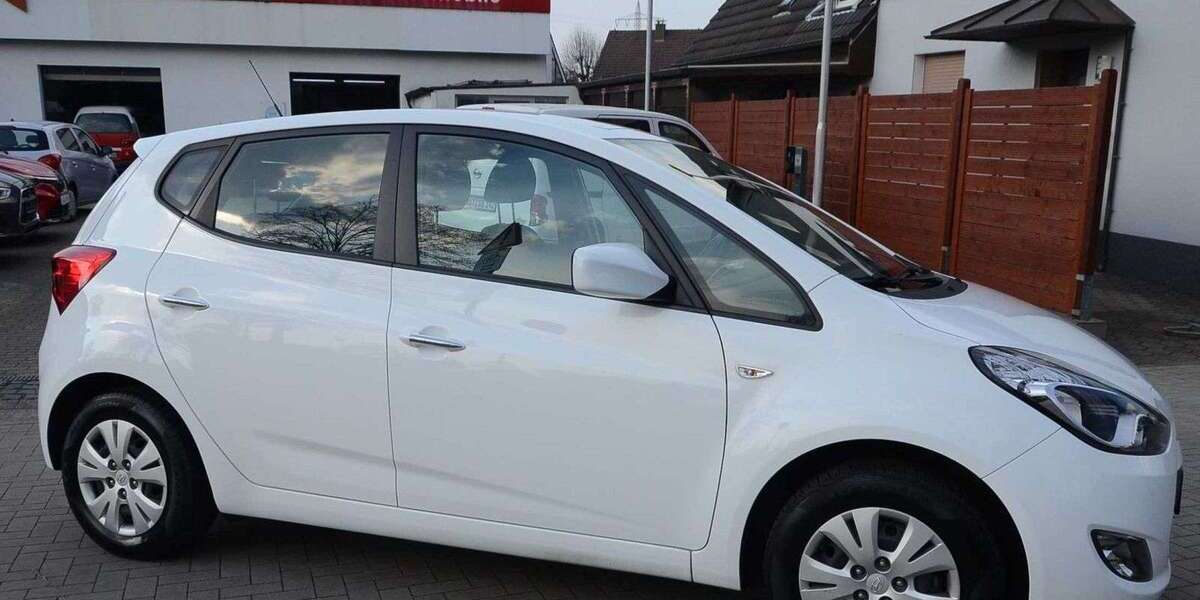 Hyundai iX20 89.310 km 10.950 &euro; Bottrop 46240