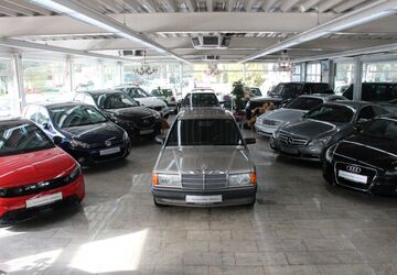Mercedes-Benz 190 130.000 km 6.850 &euro; Essen 45356