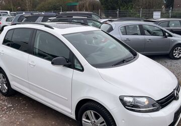 VW Golf 111.000 km 9.199 &euro; Gelsenkirchen 45886