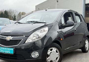 Chevrolet Spark 41.101 km 4.799 &euro; Rheinberg 47495