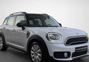 Mini Cooper SD Countryman 86.159 km 20.990 &euro; Gelsenkirchen 45892