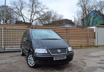 VW Sharan 120.000 km 9.950 &euro; Duisburg 47166